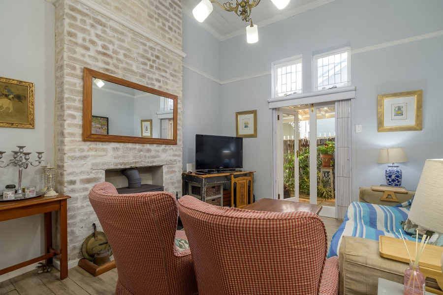 2 Bedroom Property for Sale in Claremont Western Cape